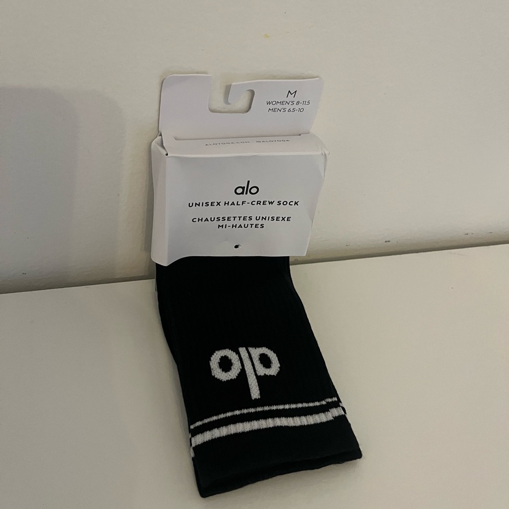 Alo half crew socks